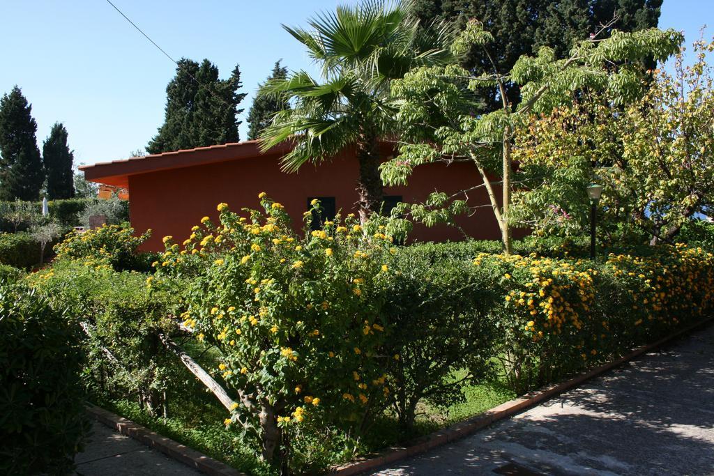 Agriturismo Ruralia Santa Domenica  Extérieur photo