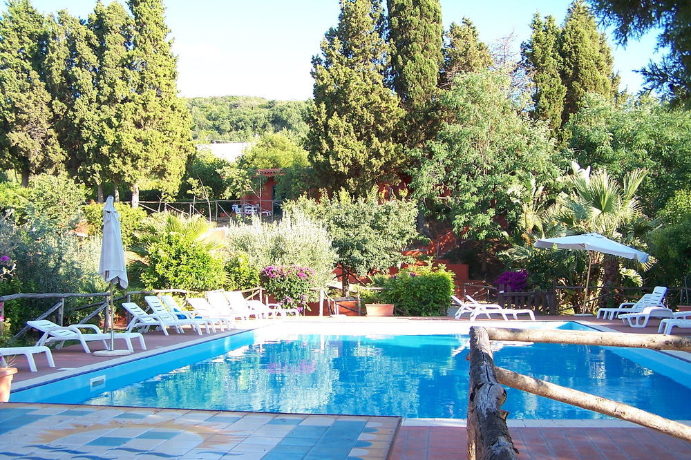 Agriturismo Ruralia Santa Domenica  Extérieur photo